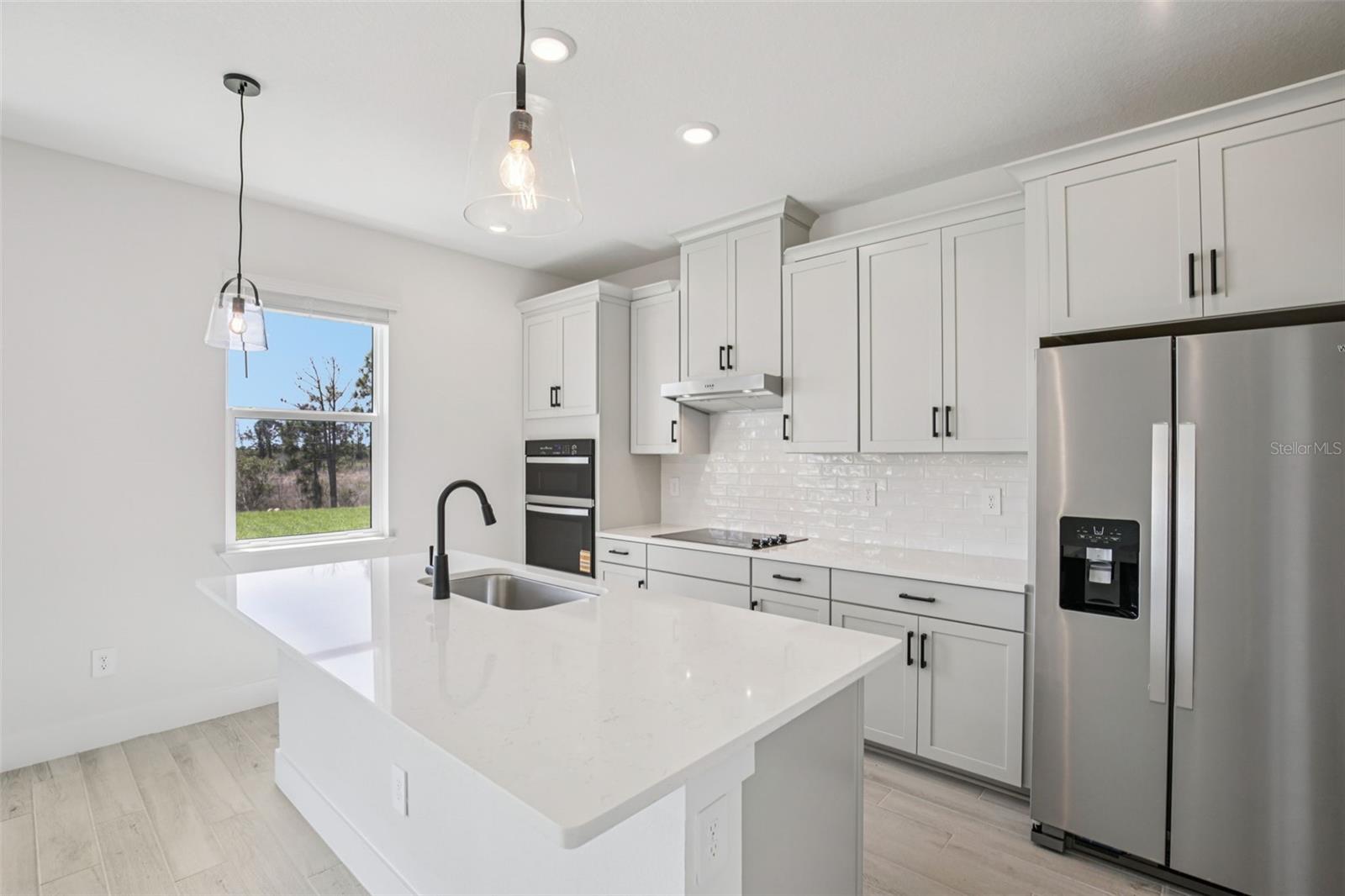 MAGNOLIA BAY - Residential