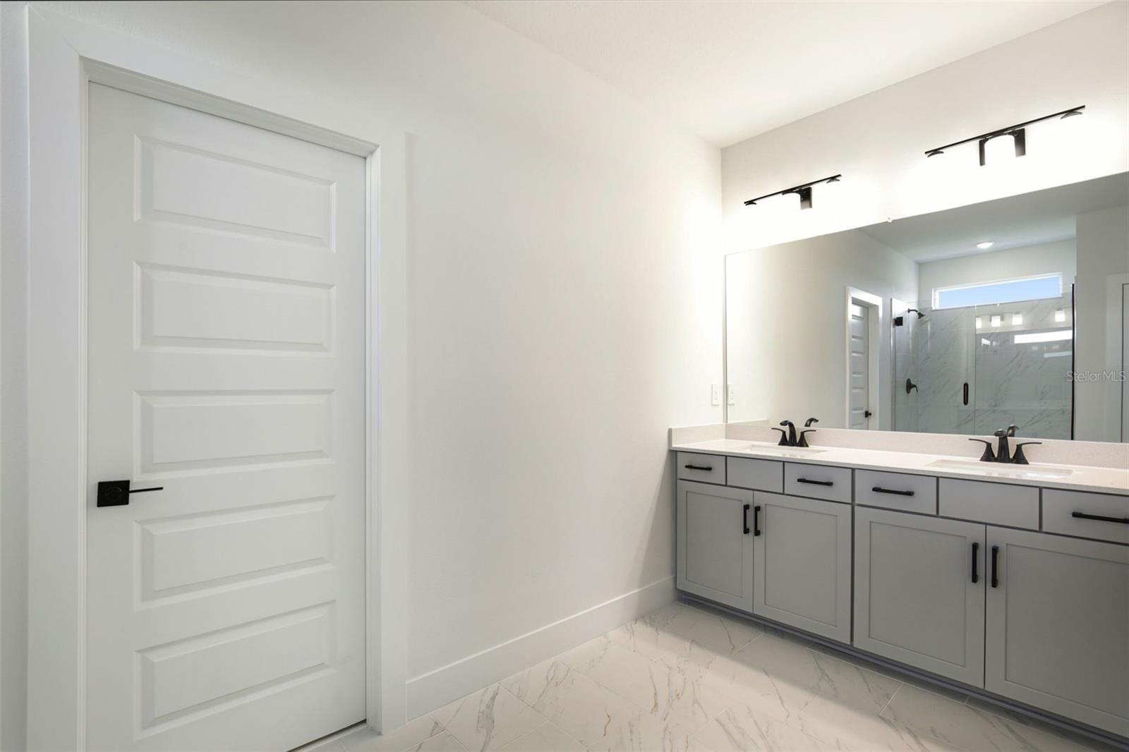 MAGNOLIA BAY - Residential