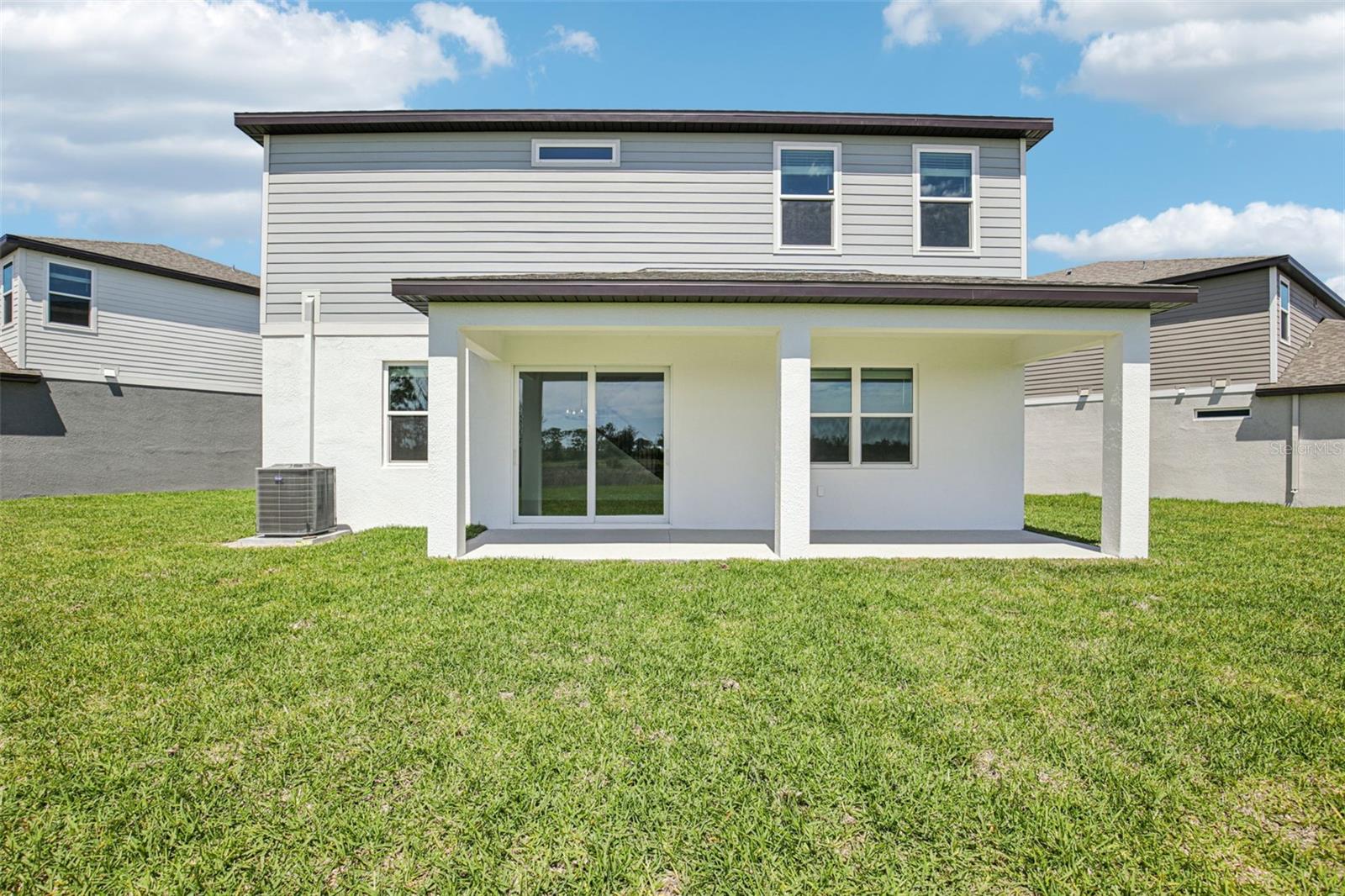 MAGNOLIA BAY - Residential