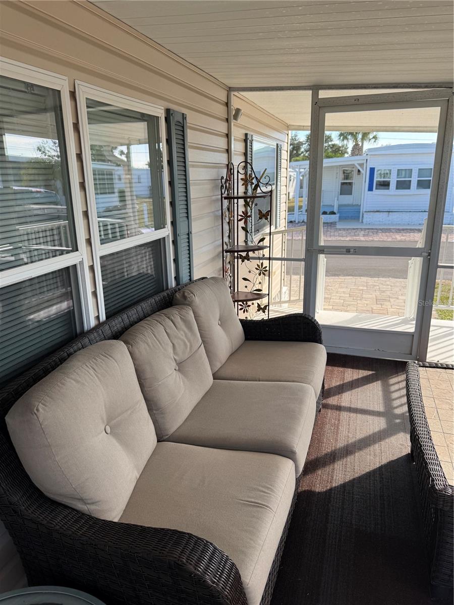 VENICE ISLE - Residential Lease