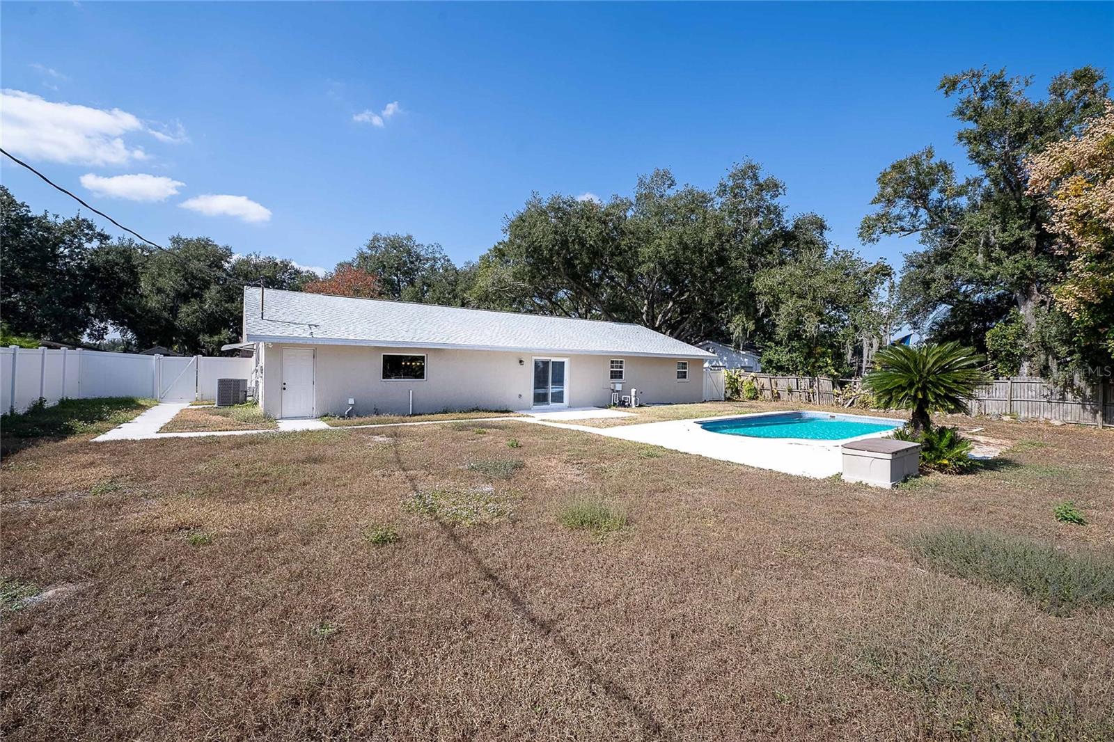 SOMERSET - Residential