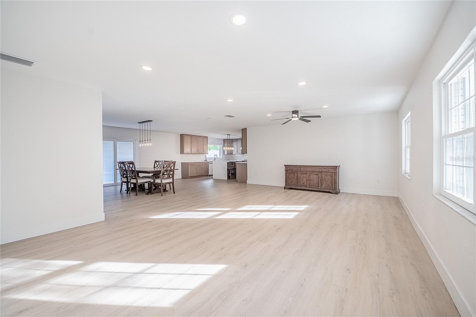 SOMERSET - Residential