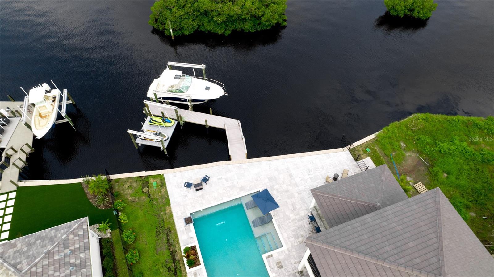 684 REGATTA WAY