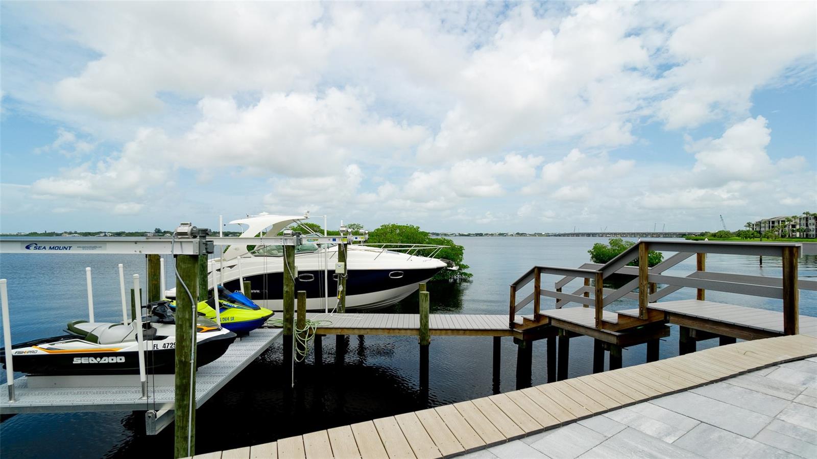 THE RESERVE AT HARBOUR WALK - Residential