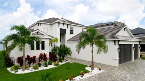 684 REGATTA WAY BRADENTON FL 34208