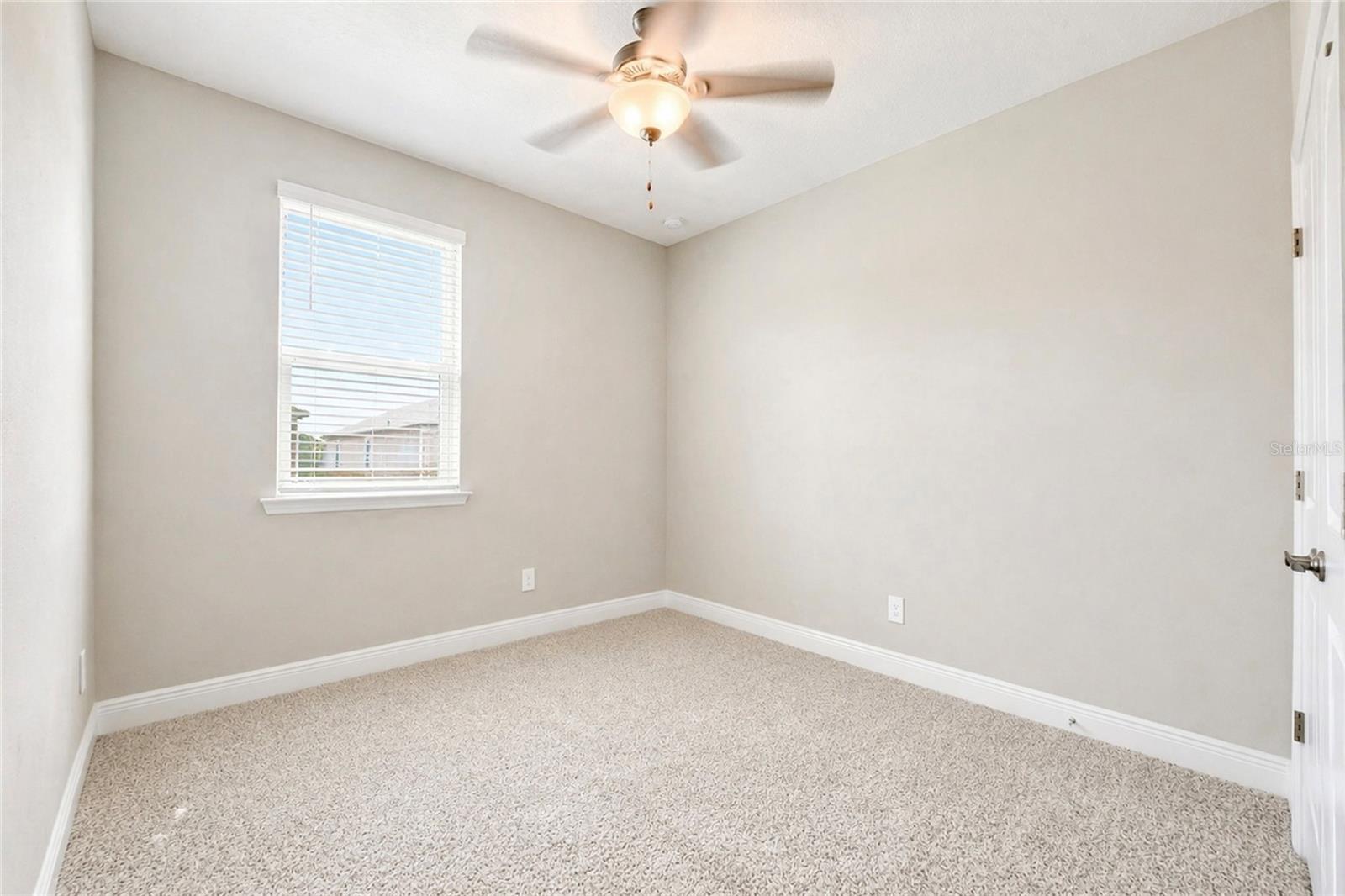 SILVERLEAF RESERVE/HAMLIN PH 2 - Residential Lease