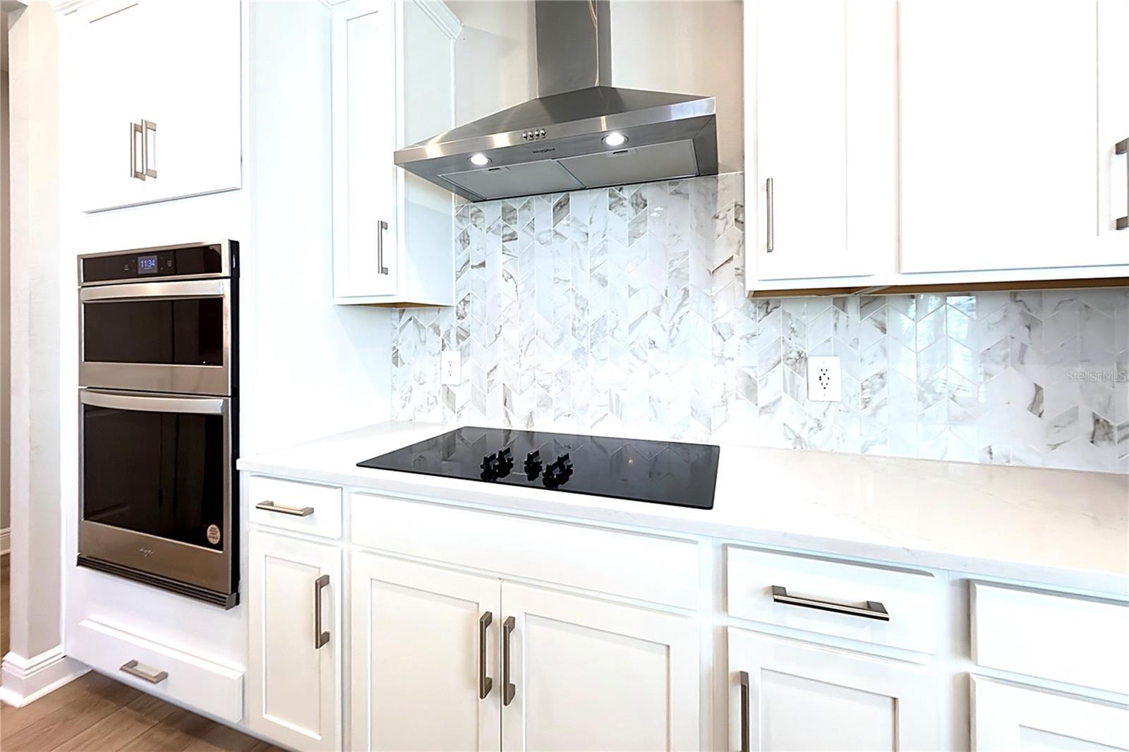 SILVERLEAF RESERVE/HAMLIN PH 2 - Residential Lease