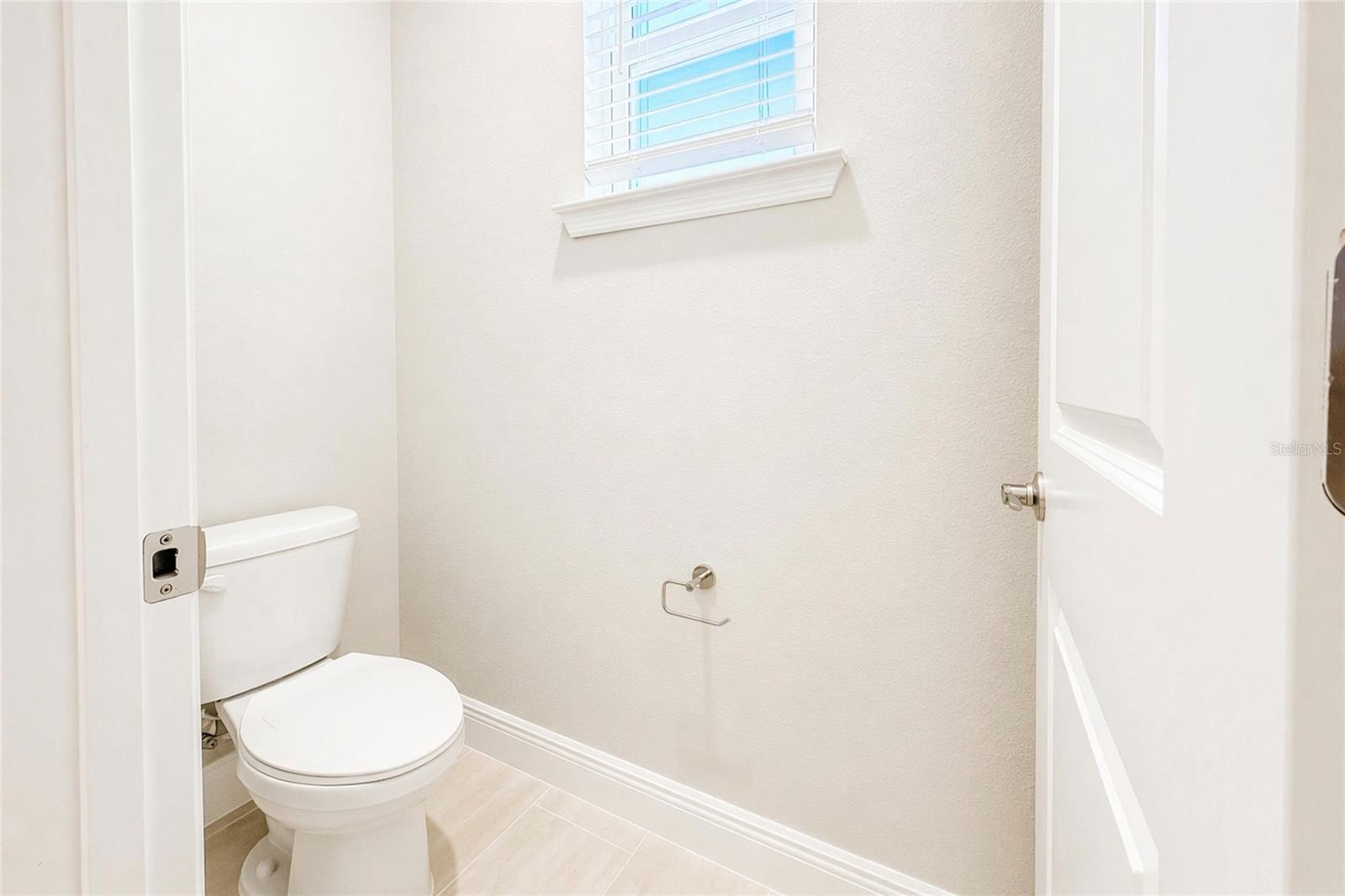 SILVERLEAF RESERVE/HAMLIN PH 2 - Residential Lease