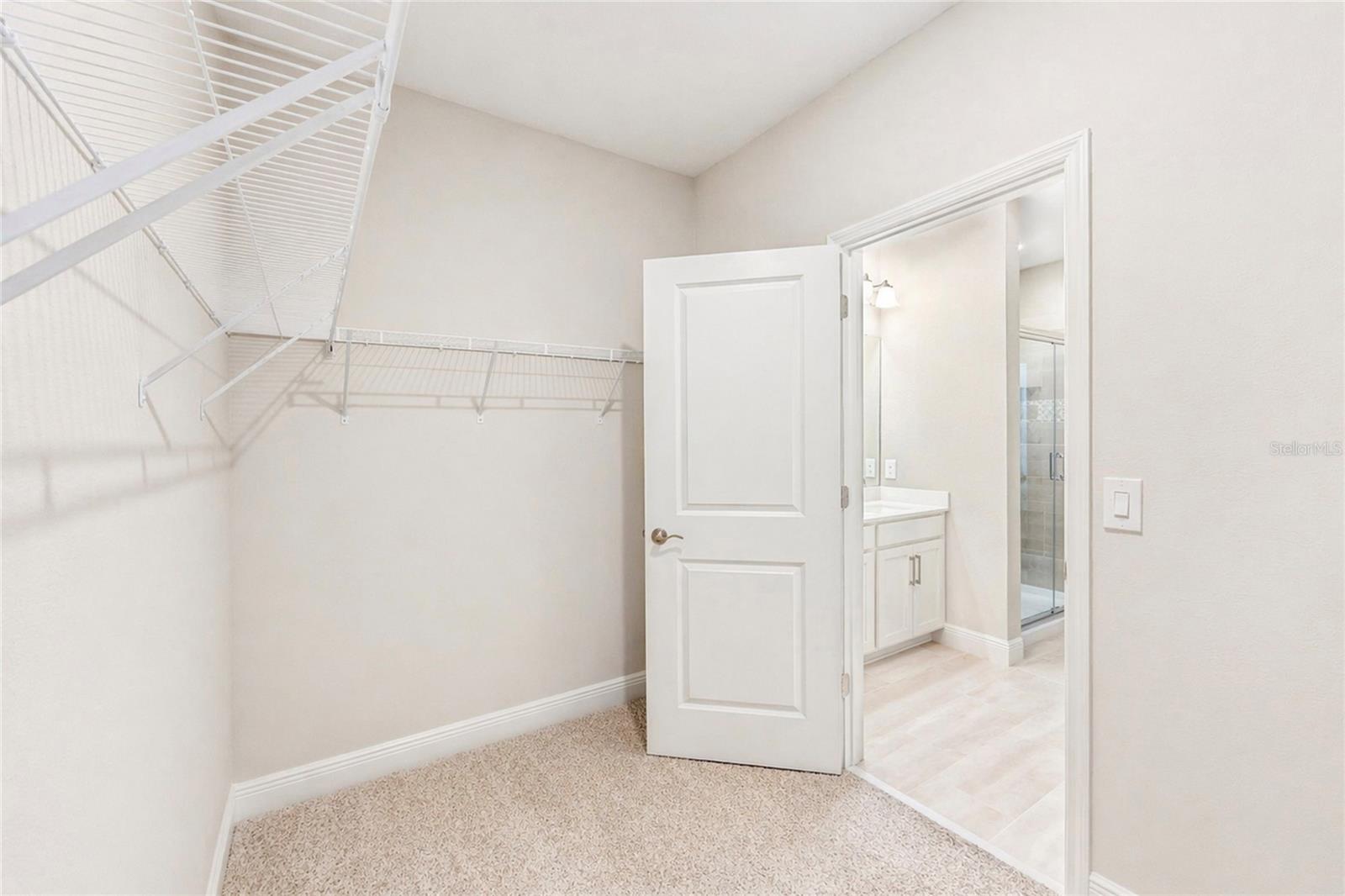 SILVERLEAF RESERVE/HAMLIN PH 2 - Residential Lease