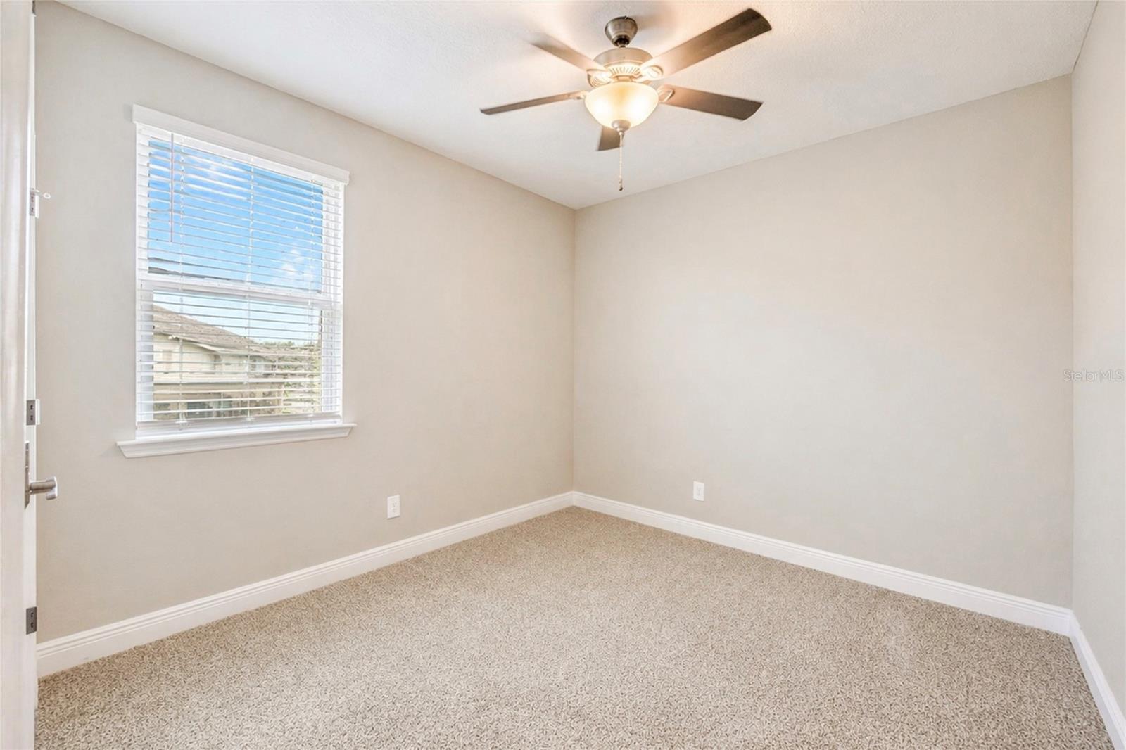 SILVERLEAF RESERVE/HAMLIN PH 2 - Residential Lease