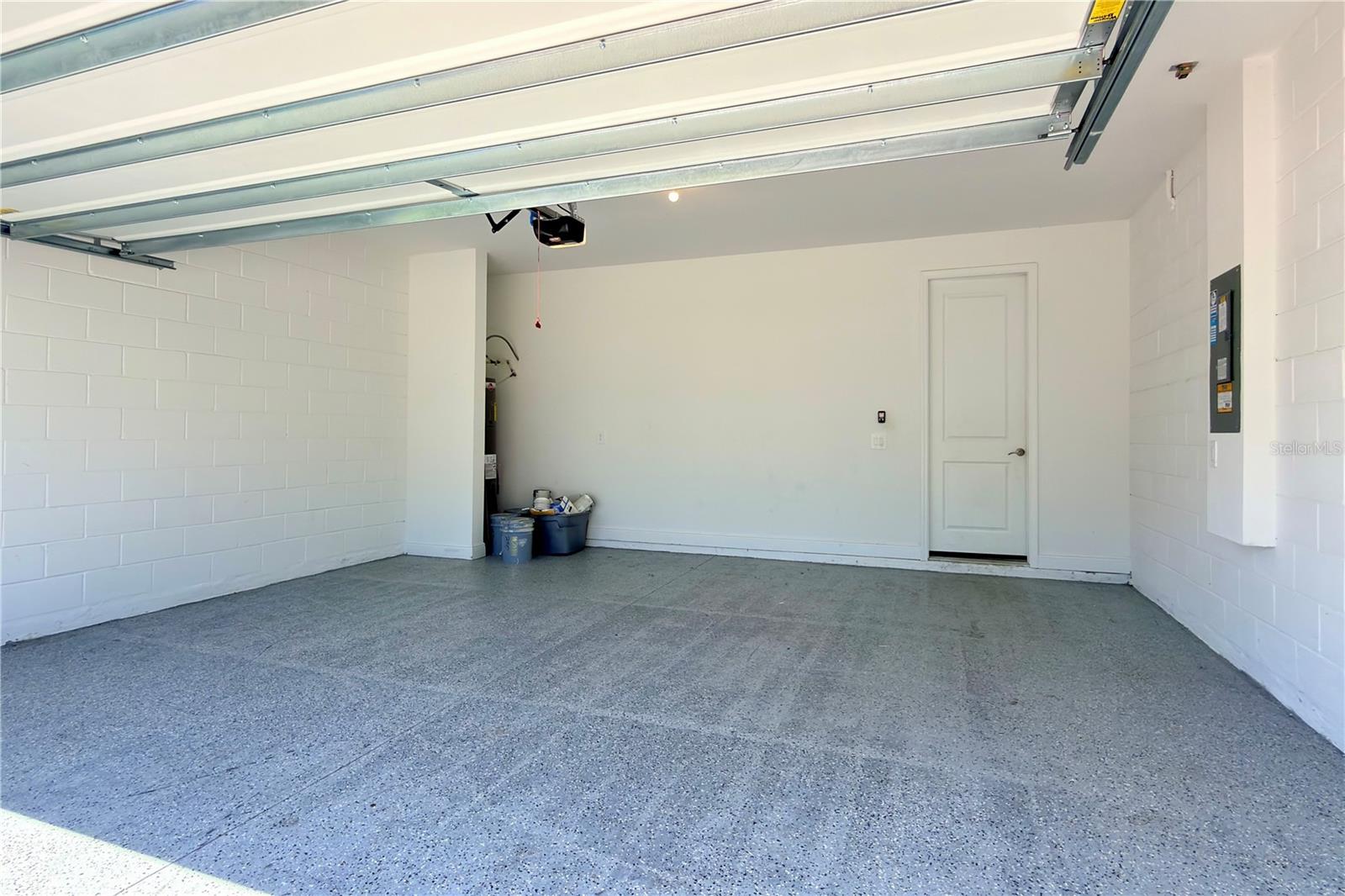 SILVERLEAF RESERVE/HAMLIN PH 2 - Residential Lease