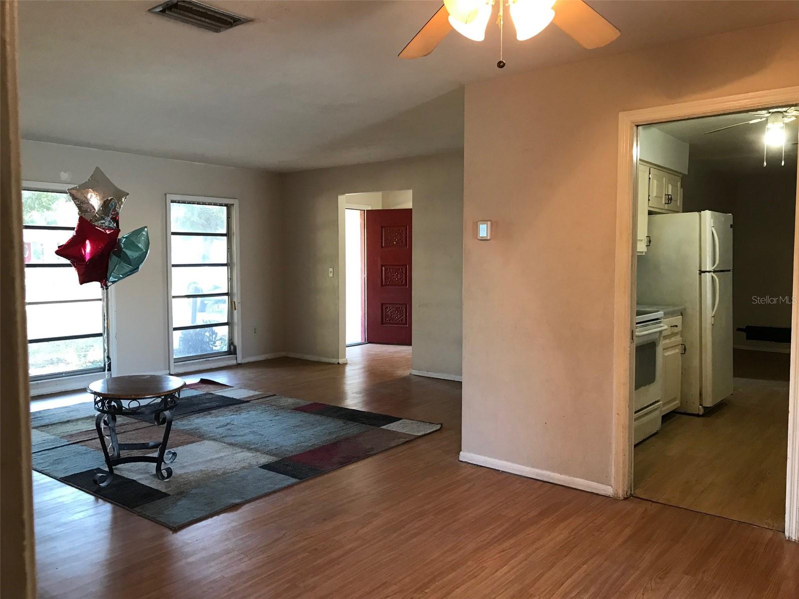 SUNSET LAKE ESTATES - Residential