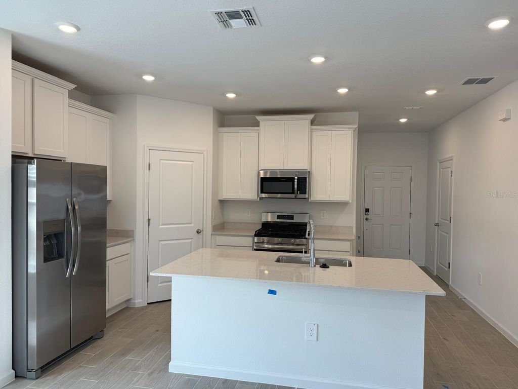 Photo of 12455 NW 138th Terrace, Alachua, FL 32615 (MLS # GC537434)