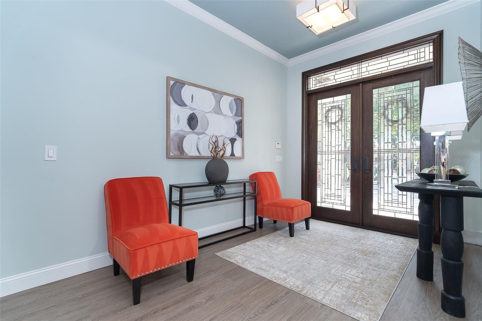 5 SAINT JOHN BOULEVARD