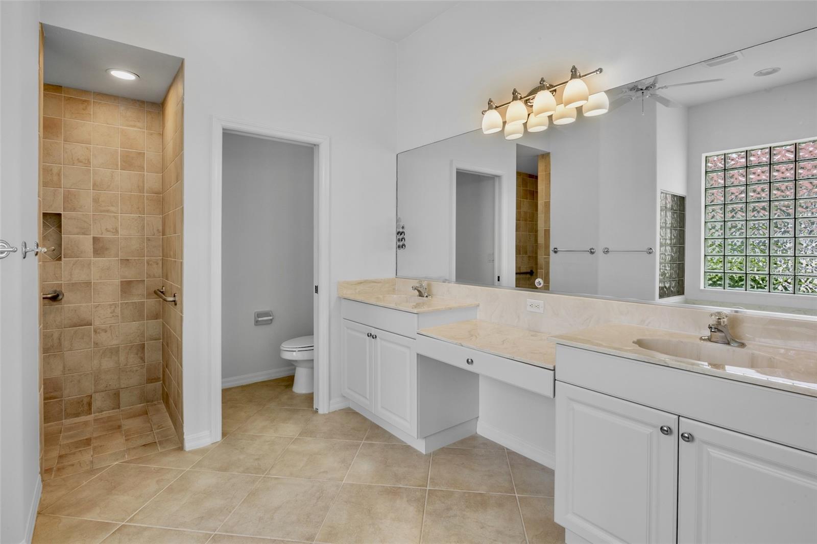 TURTLE ROCK PARCELS I & J - Residential