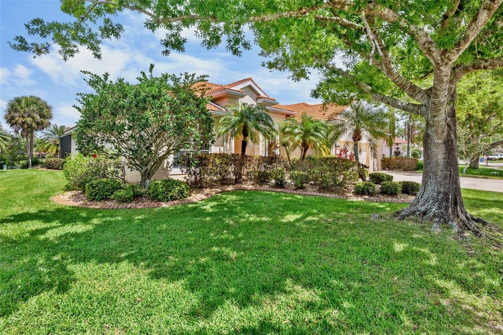 Photo of 4975 Sabal Lake Circle, Sarasota, FL 34238 (MLS # A4687548)