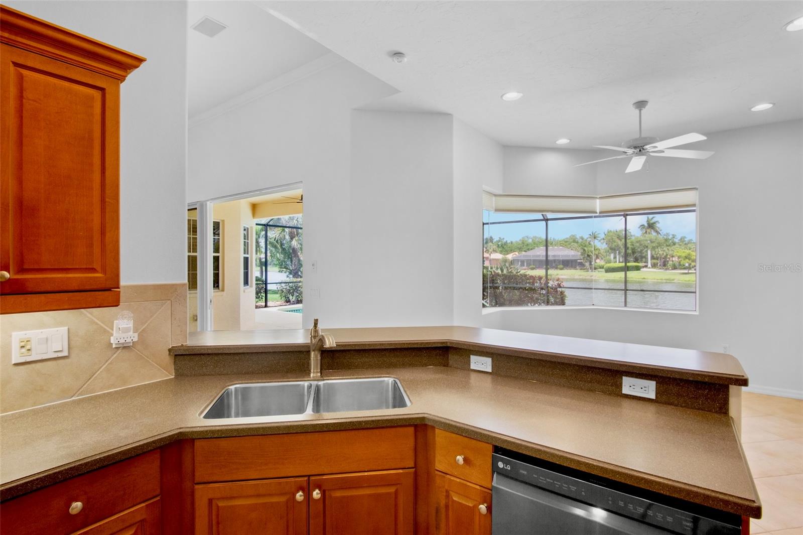 TURTLE ROCK PARCELS I & J - Residential