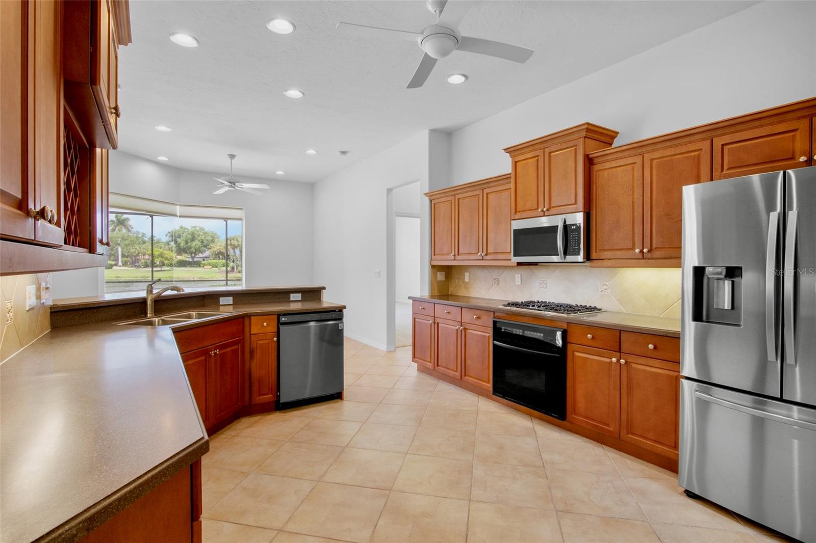 TURTLE ROCK PARCELS I & J - Residential