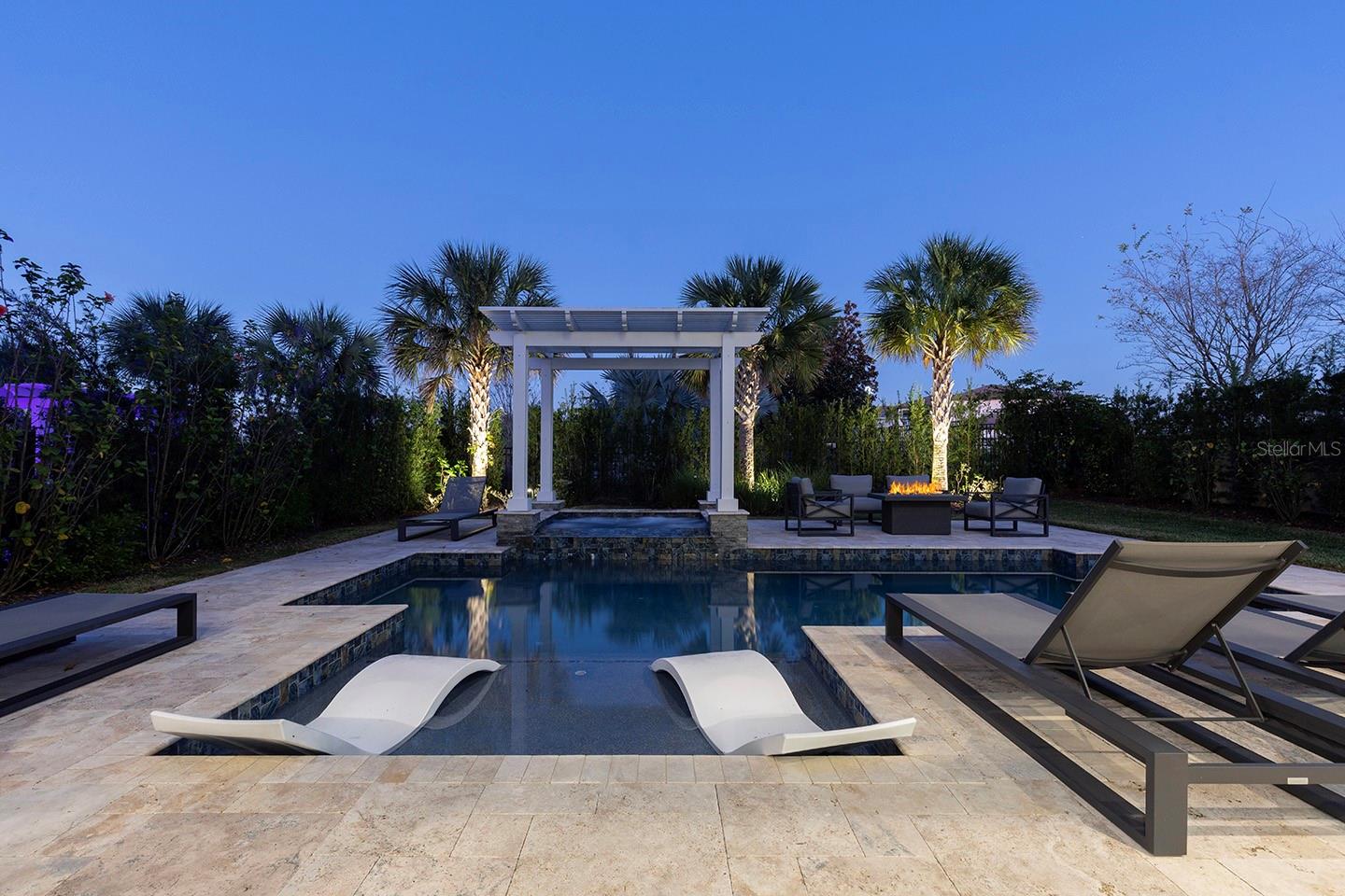 REUNION WEST FAIRWAYS 17 & 18 - Residential