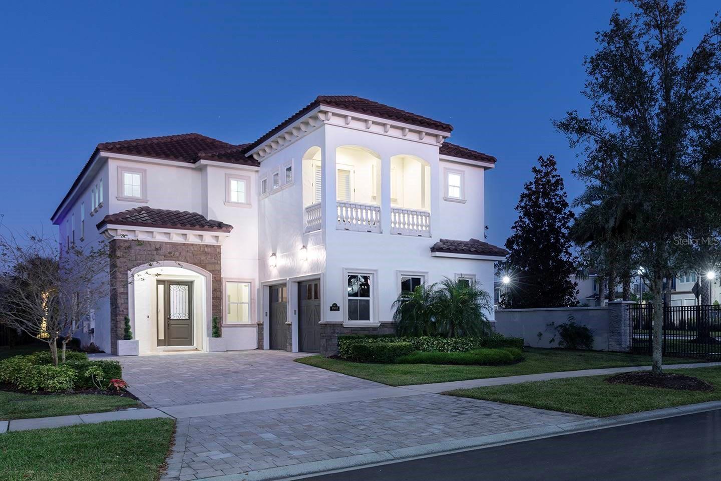 REUNION WEST FAIRWAYS 17 & 18 - Residential