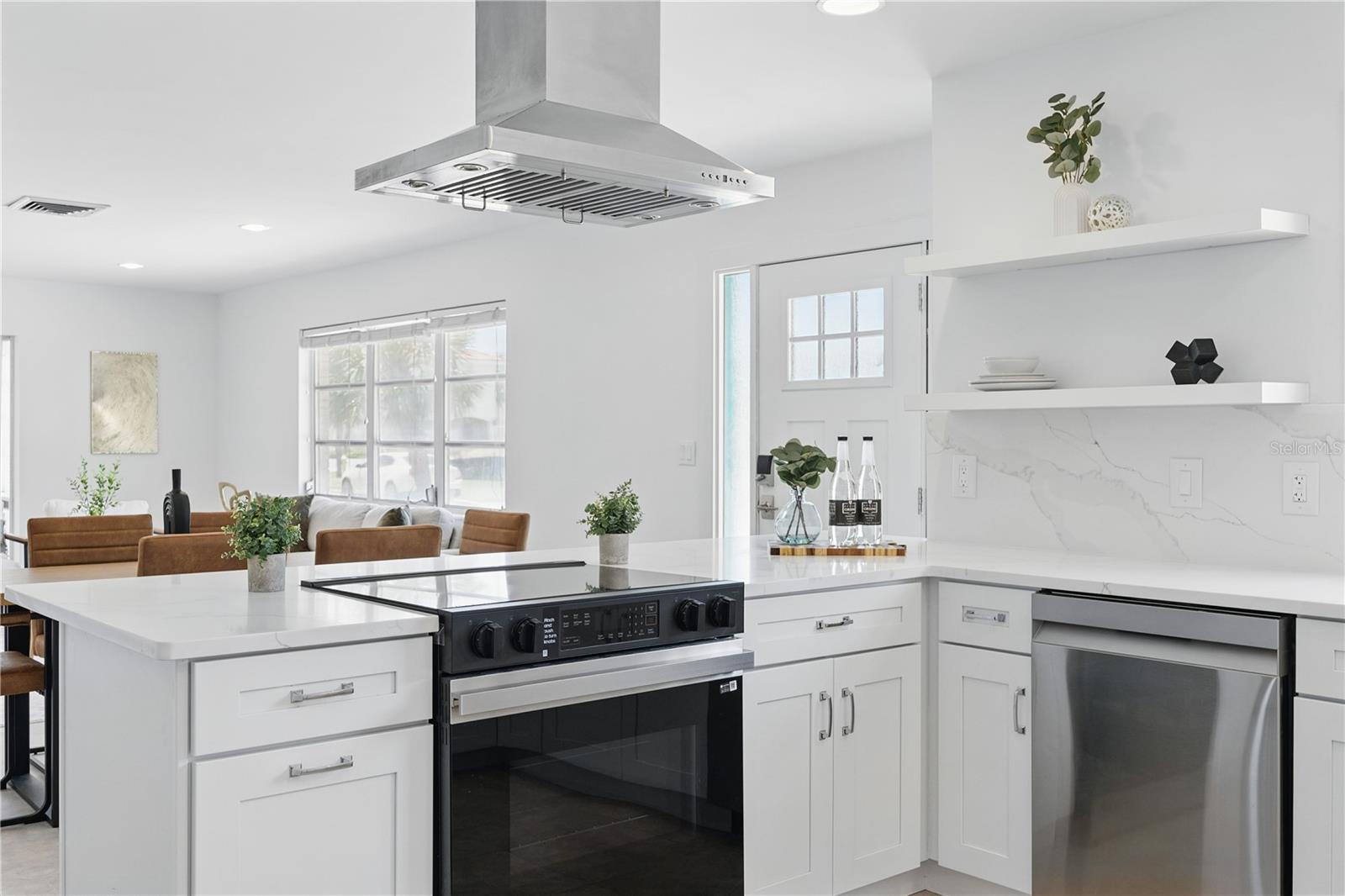 DON CE-SAR PLACE - Residential Lease