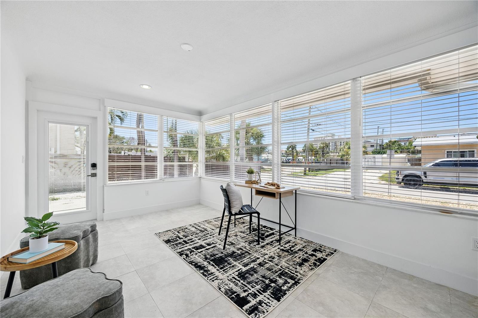 DON CE-SAR PLACE - Residential Lease