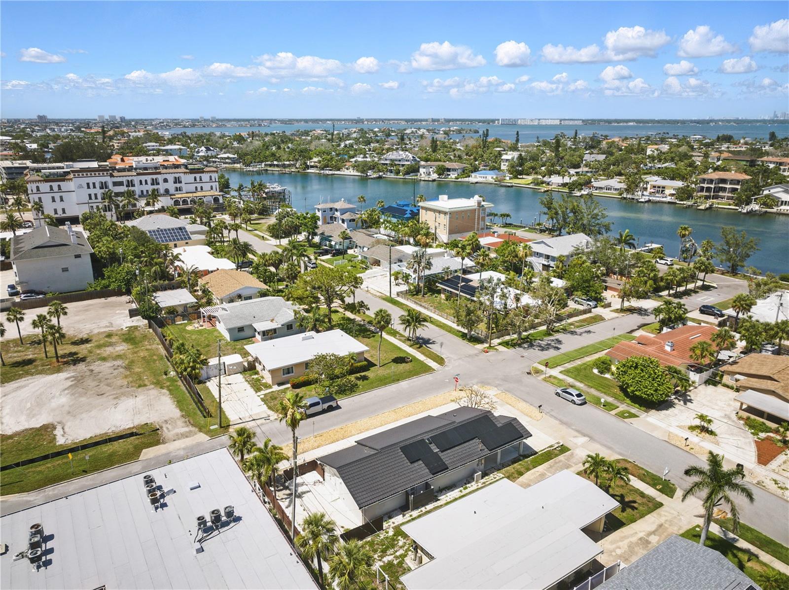 DON CE-SAR PLACE - Residential Lease