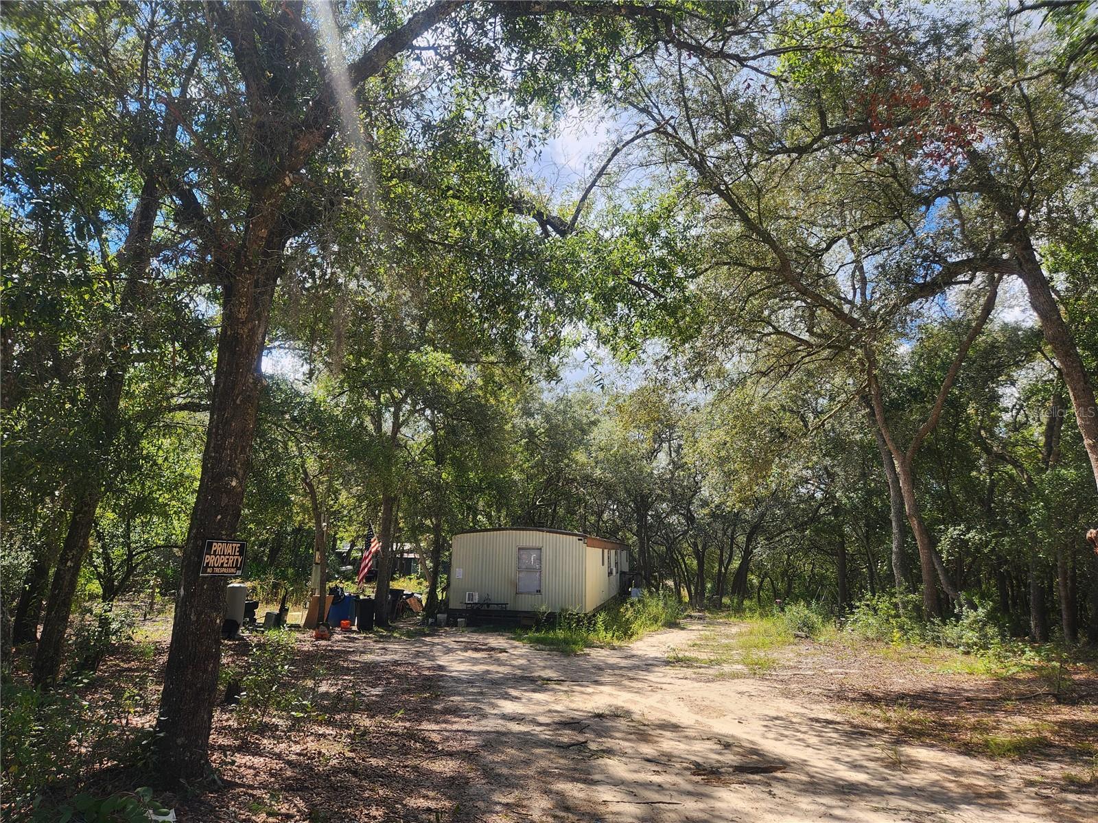 HALF MOON - Residential