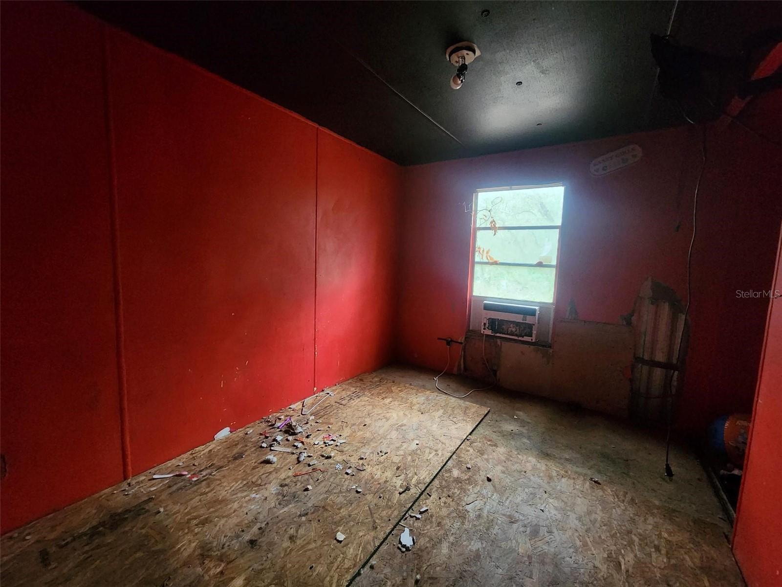 HALF MOON - Residential