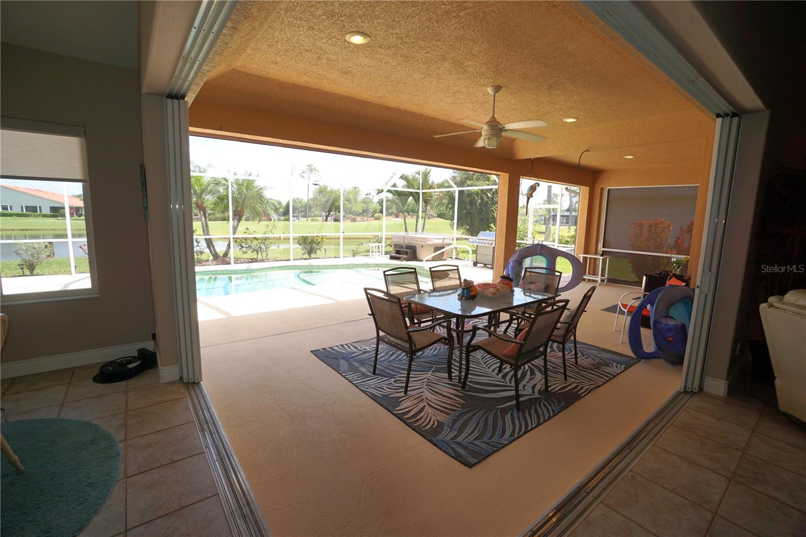 KINGS CROSSING - Residential