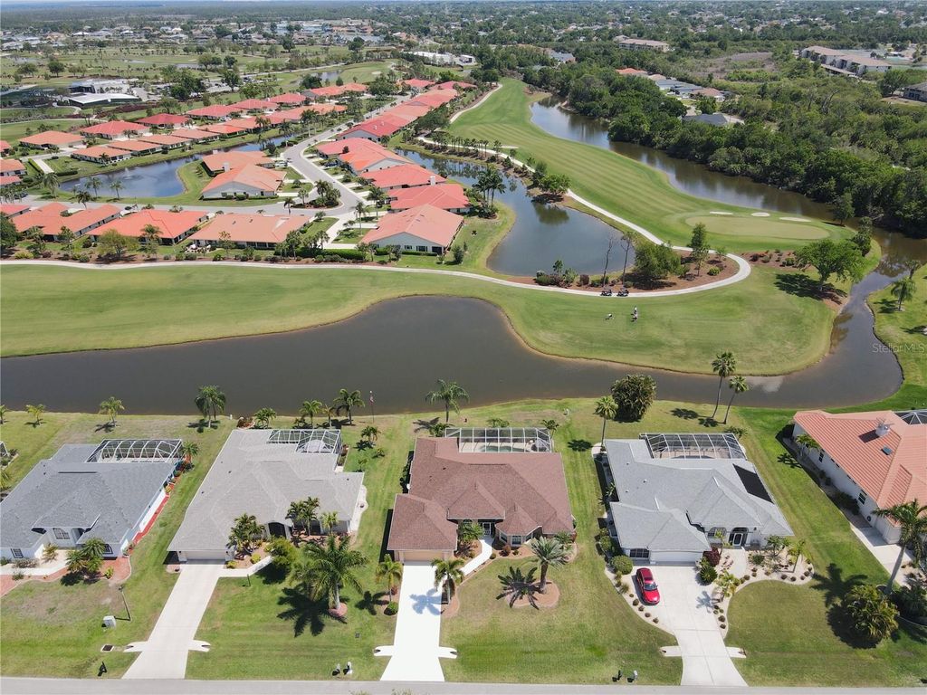 Photo of 13029 SW Kingsway Circle, Lake Suzy, FL 34269 (MLS # C7524093)