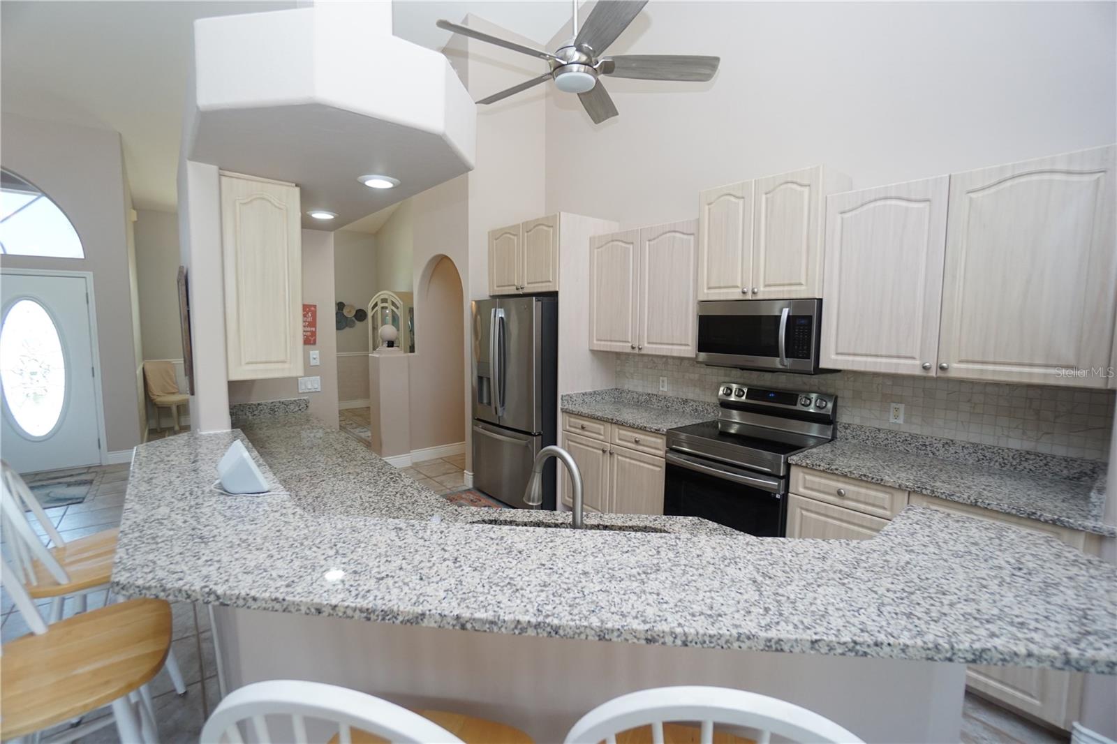 KINGS CROSSING - Residential