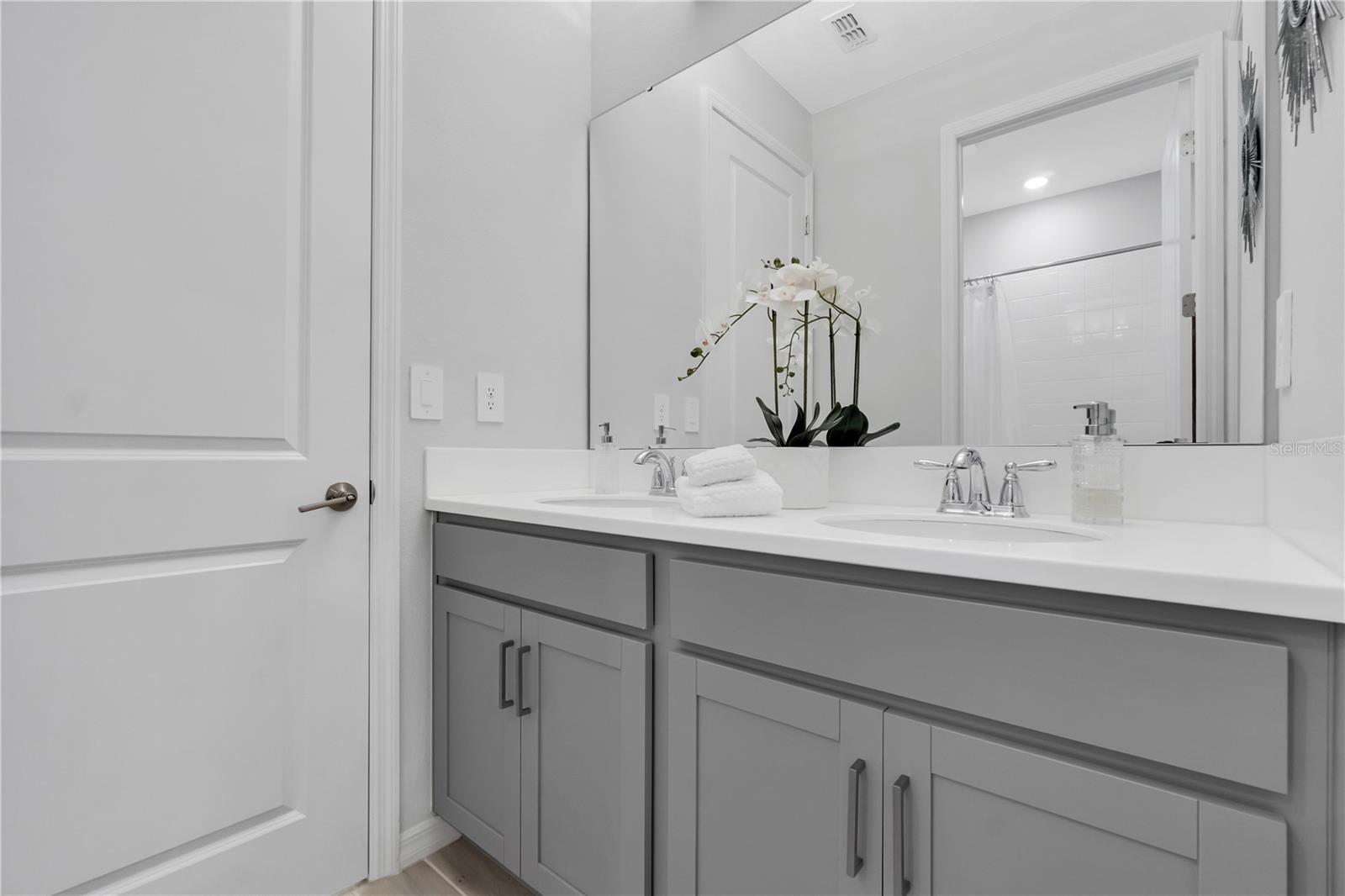 CRESTVIEW PH II A RE - Residential