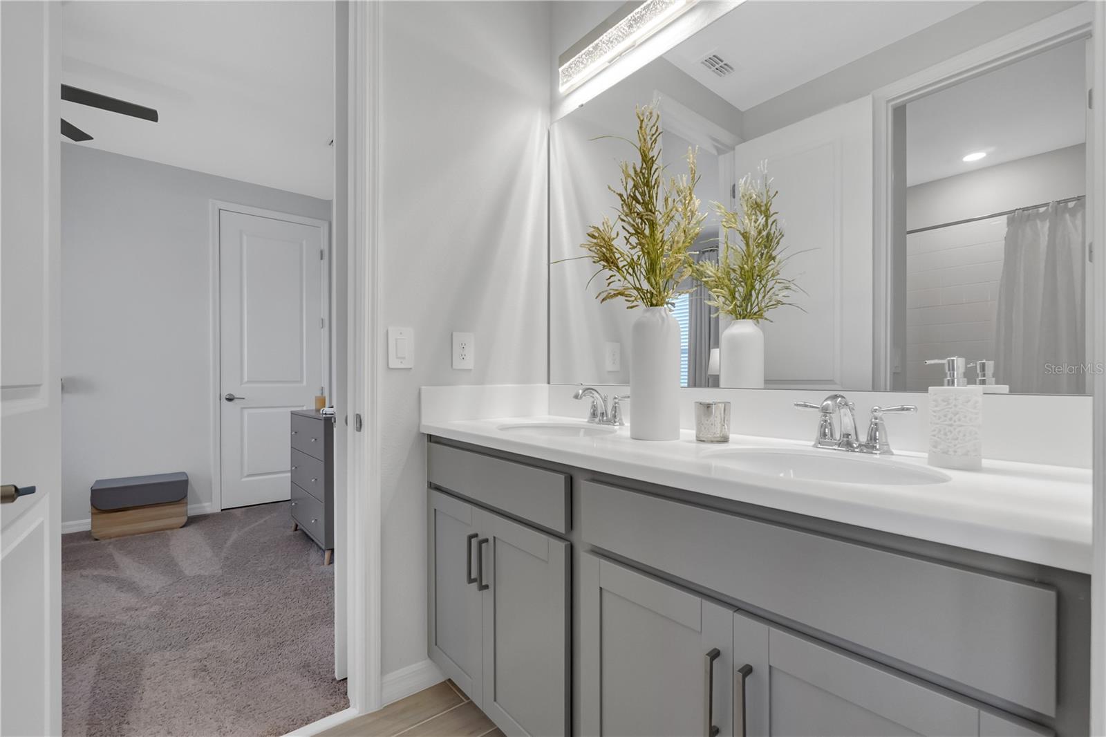 CRESTVIEW PH II A RE - Residential