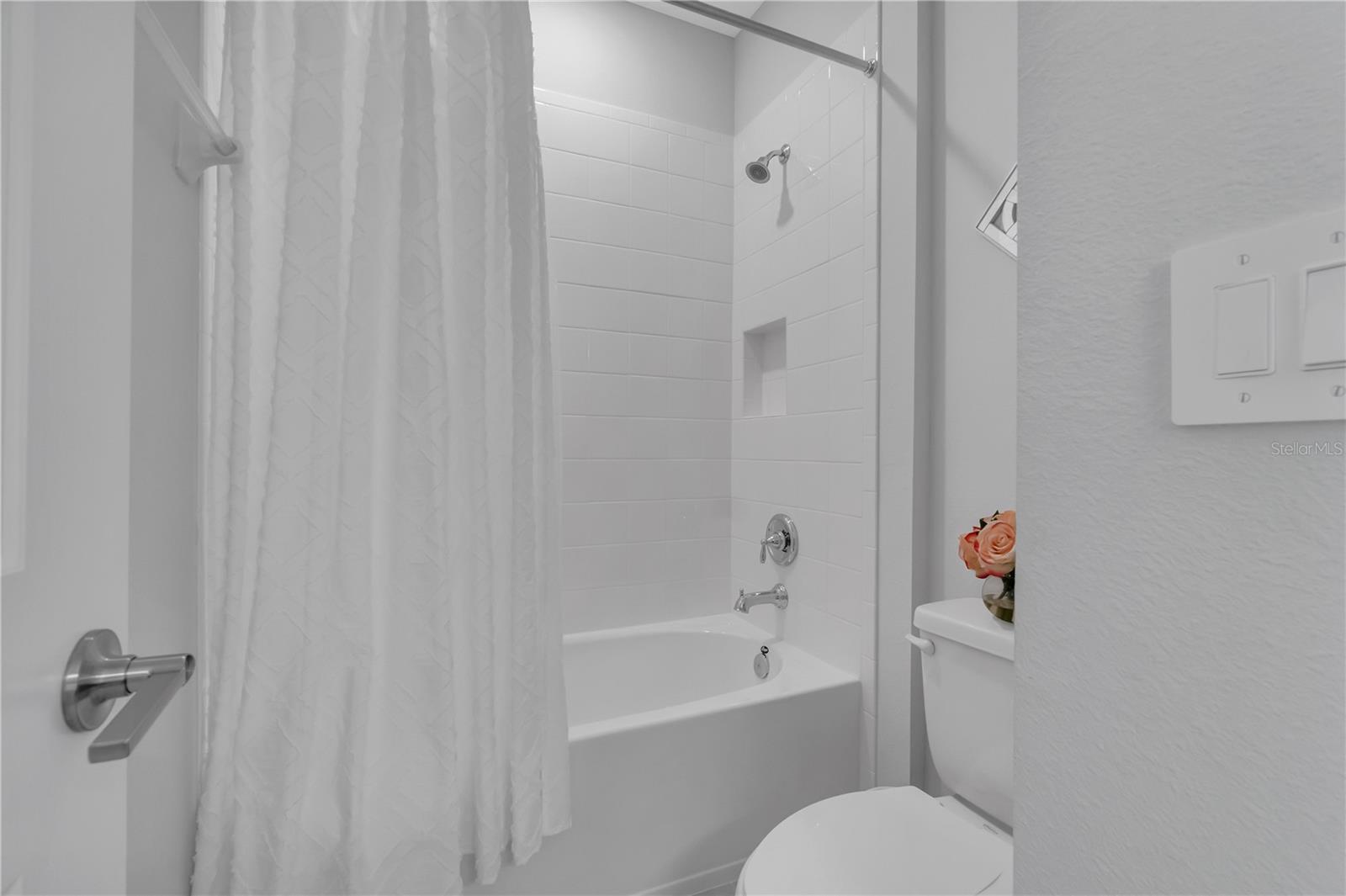 CRESTVIEW PH II A RE - Residential