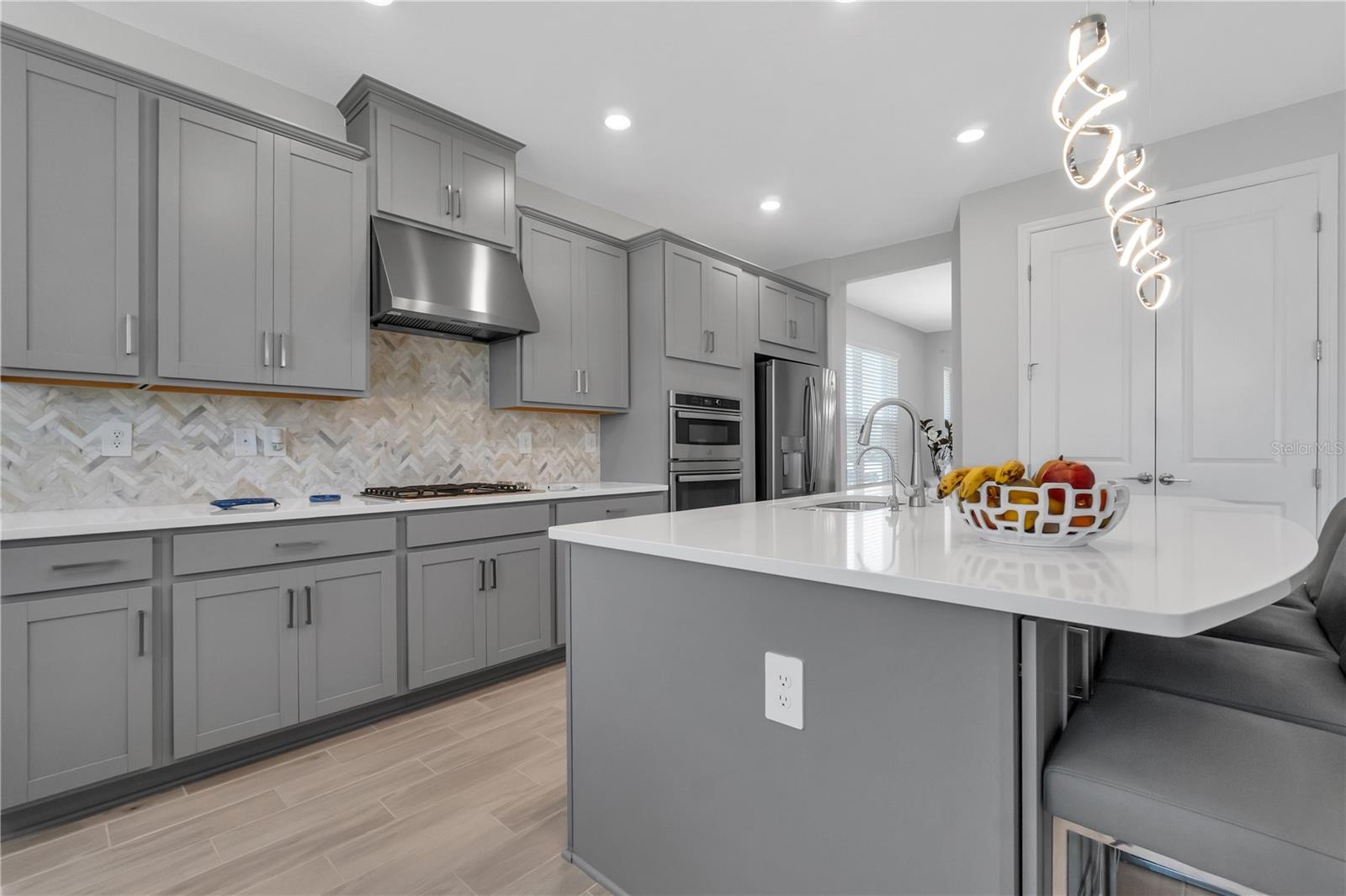 CRESTVIEW PH II A RE - Residential