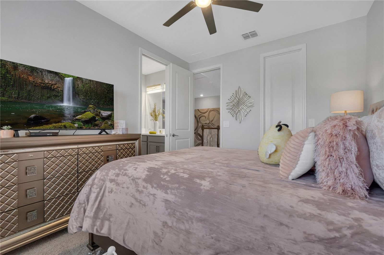 CRESTVIEW PH II A RE - Residential