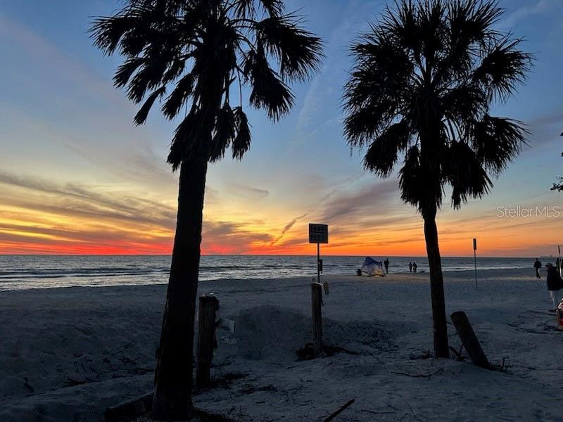 SUNSET BEACH - Residential Lease