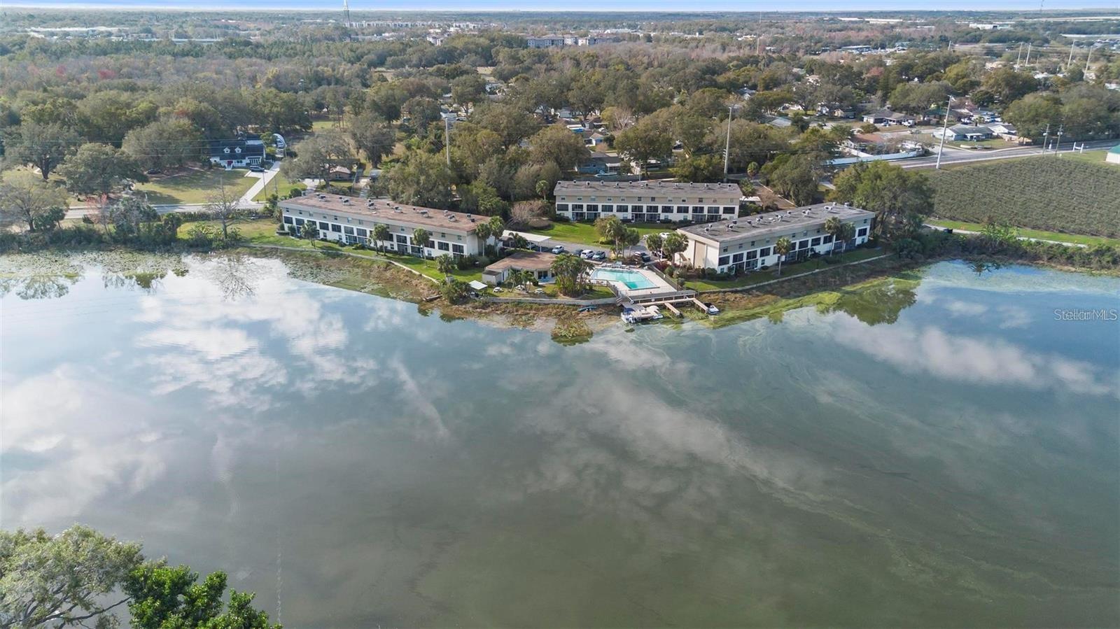 SLEEPY HARBOUR APTS CONDO - Residential