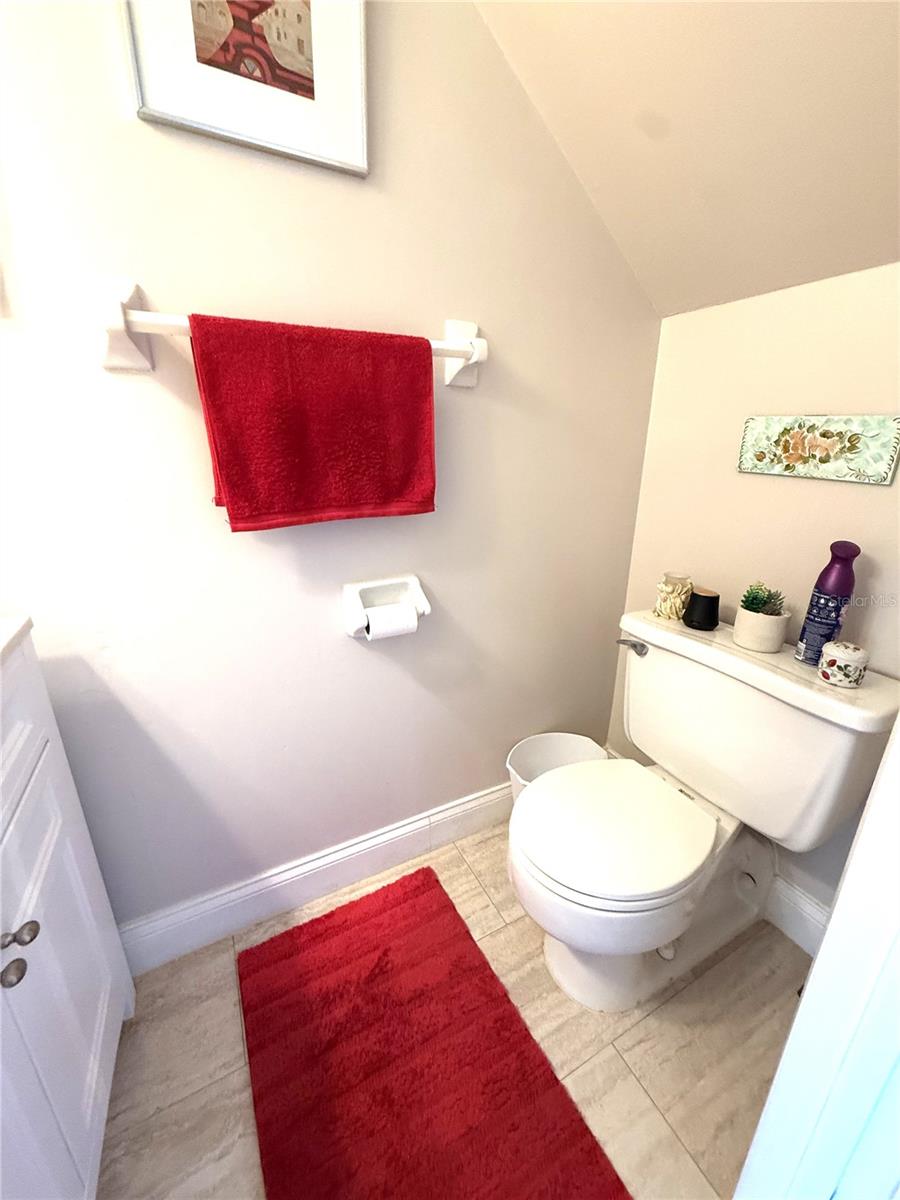 SLEEPY HARBOUR APTS CONDO - Residential