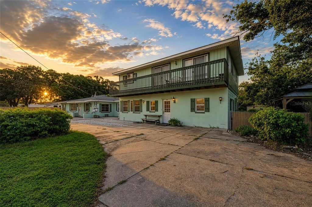 Photo of 5423 21st Street W, Bradenton, FL 34207 (MLS # A4705115)