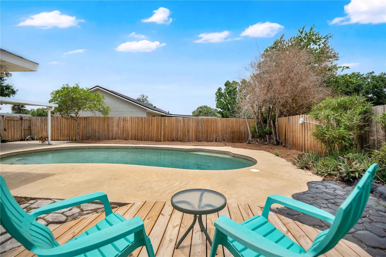 CLUBHOUSE ESTATES - Residential