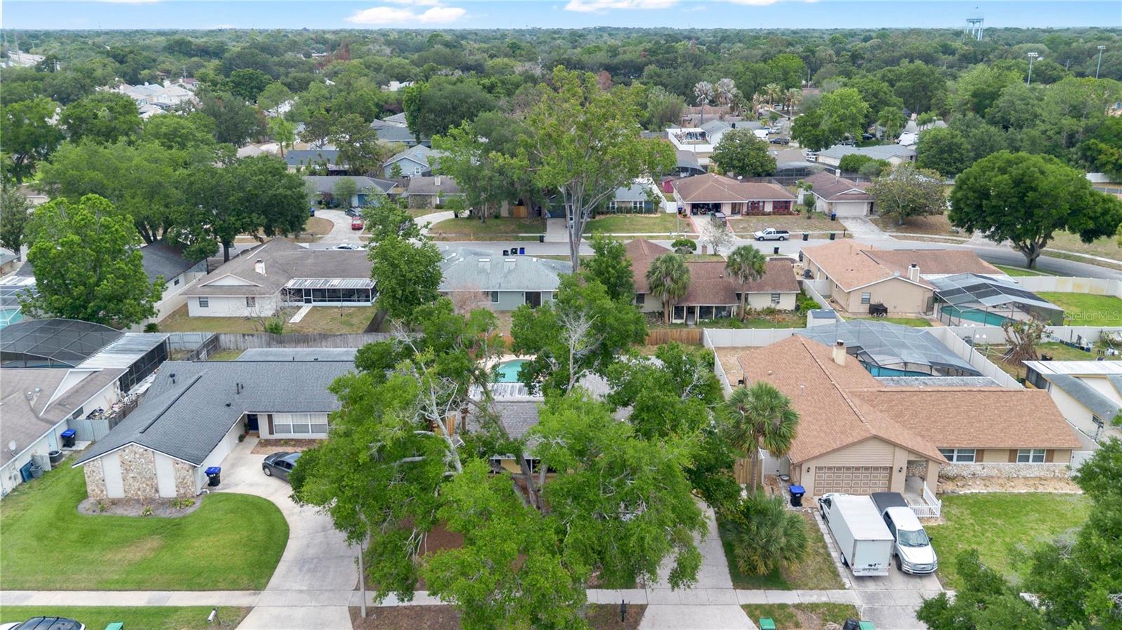 CLUBHOUSE ESTATES - Residential
