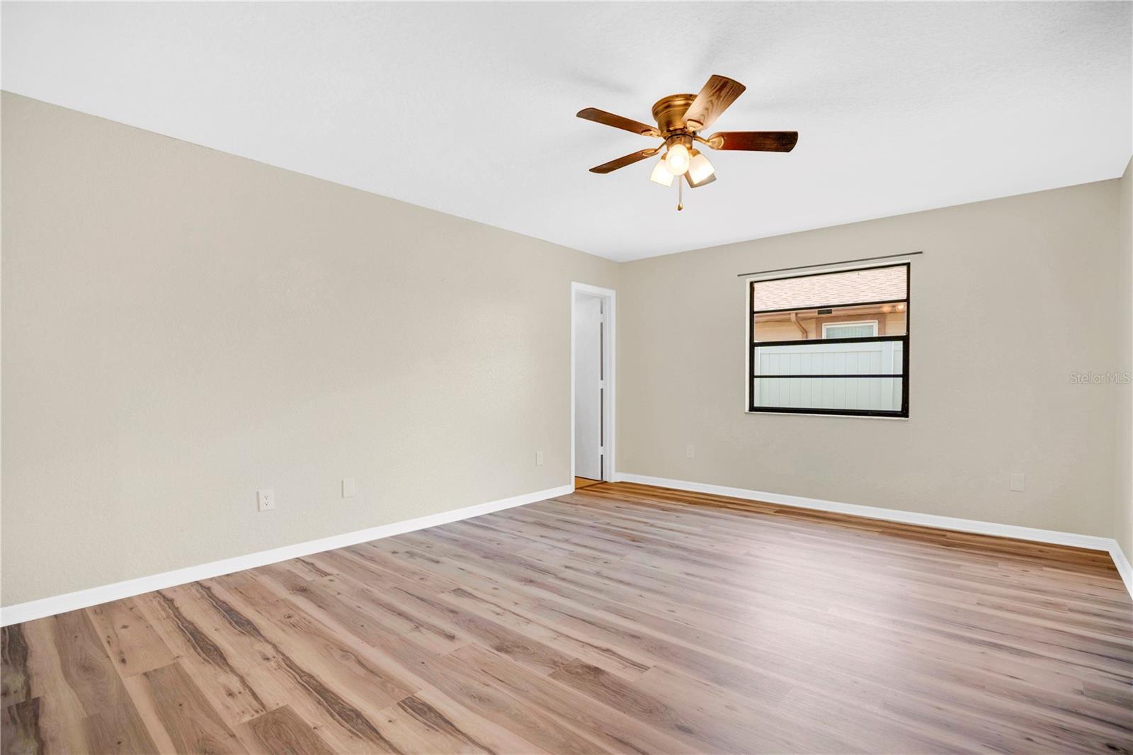 CLUBHOUSE ESTATES - Residential