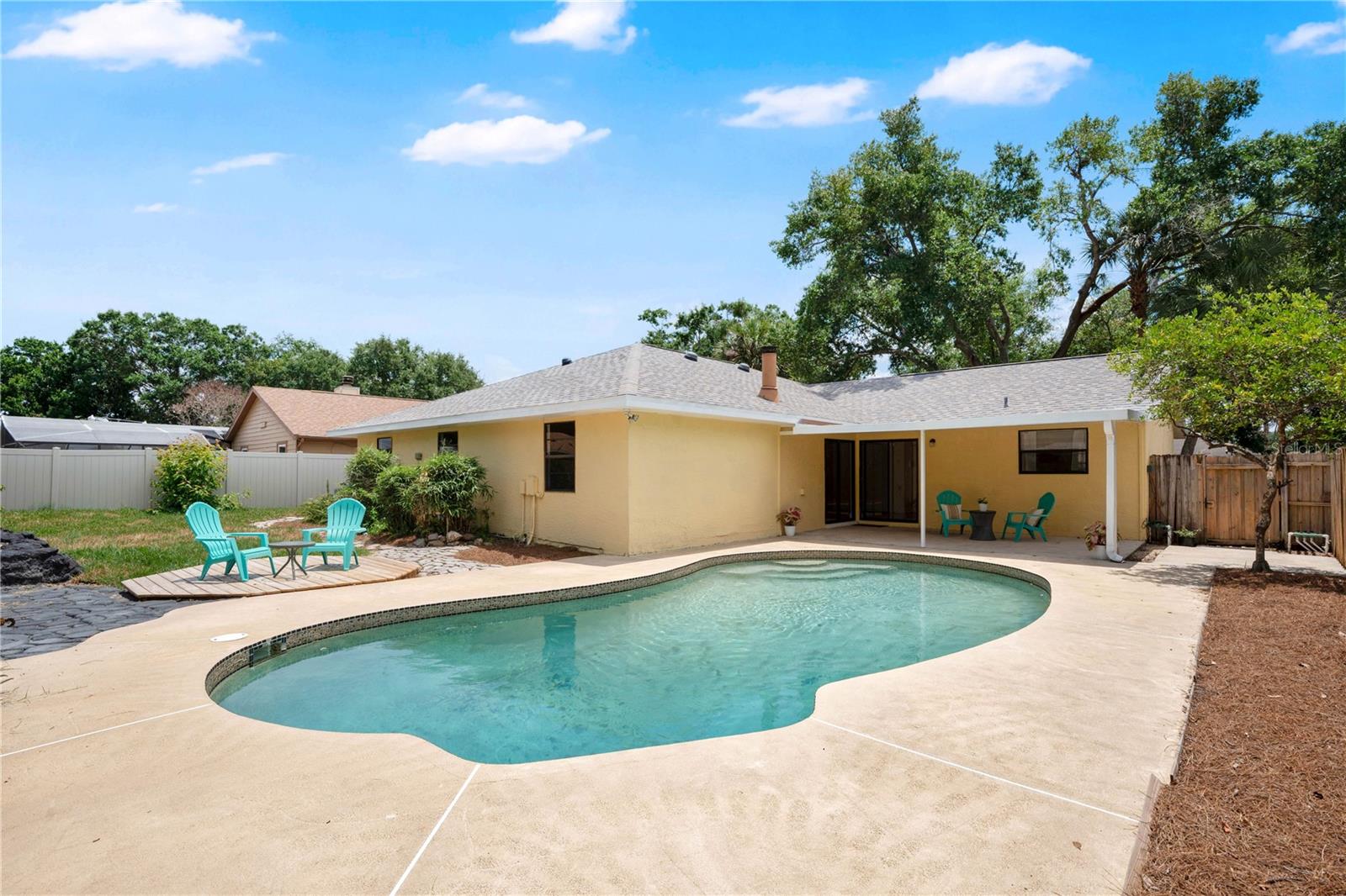 CLUBHOUSE ESTATES - Residential