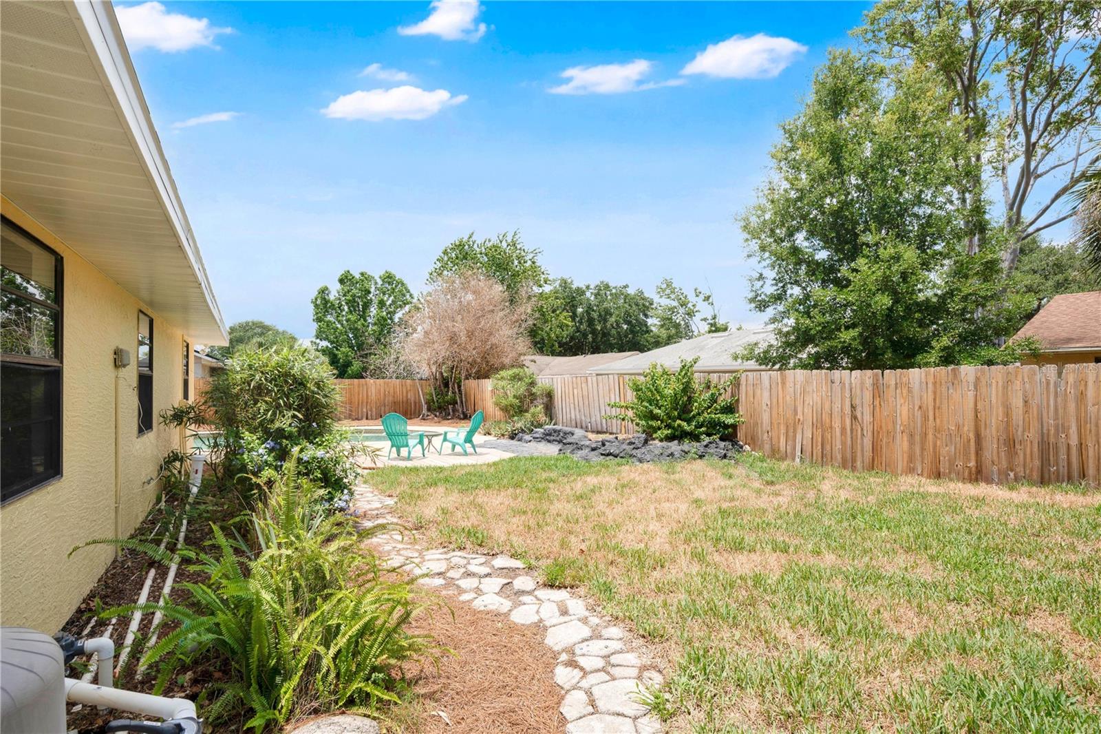 CLUBHOUSE ESTATES - Residential