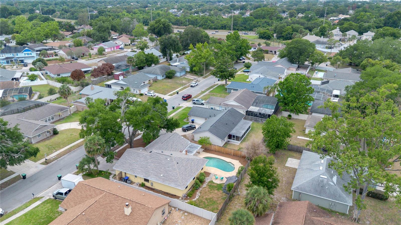 CLUBHOUSE ESTATES - Residential