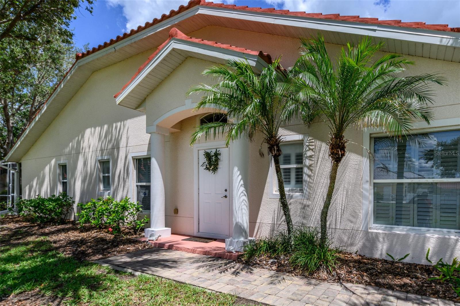 Furnished Seasonal Rental – Immaculate 2BR + Den Villa in the Villas of Burnt Store Isles
Enjoy the perfect Southwest Florida getaway in this immaculate 2-bedroom, 2-bath + den villa located in the highly sought-after Villas of Burnt Store Isles. Beautifully furnished and tastefully updated, this villa offers the ideal blend of comfort, style, and convenience for your seasonal stay.
The home features an open floor plan with soaring cathedral ceilings and abundant natural light. Wood-look laminate flooring flows through the main living areas and bedrooms, while the den features real hardwood floors, decorative trim work, and large-format ceramic tile for added elegance. The kitchen is a chef’s delight, complete with granite countertops, custom cabinetry, and a ceramic tile backsplash.
The spacious great room opens seamlessly to a large screened lanai, offering a peaceful retreat with ample space for outdoor dining, lounging, and entertainment. TVs are available in every room—including the lanai—along with Wi-Fi internet and basic cable for your convenience.
The master suite includes an updated en-suite bath with a walk-in shower, while the comfortable guest bedroom and adjacent guest bath are perfect for visiting family and friends.
Community amenities include:
Heated community pool.
In-ground spa.
Clubhouse.
Brick paver driveways.
Pet-friendly policies.
Included ground maintenance, pest control, and basic cable
Located just around the corner from Twin Isles Golf & Country Club, with seasonal golf memberships available for visitors. Publix and Home Depot are within one block for ultimate convenience, and Downtown Punta Gorda is just minutes away, offering waterfront parks, pickleball courts, scenic harbor views, dining, and entertainment.
This turnkey villa offers everything needed for a relaxing and enjoyable seasonal stay in Punta Gorda. Reserve your spot today and enjoy the Florida lifestyle at its finest!