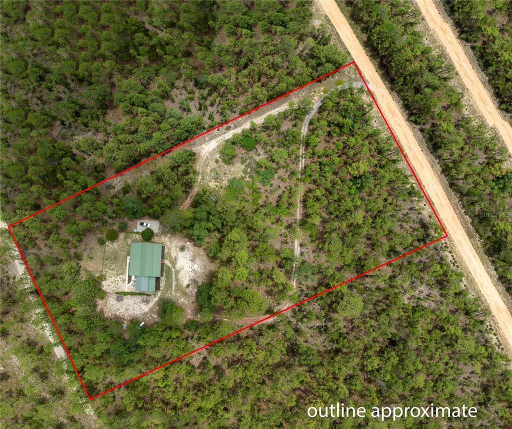 Photo of 249 Melrose Landing Drive, Hawthorne, FL 32640 (MLS # GC540489)