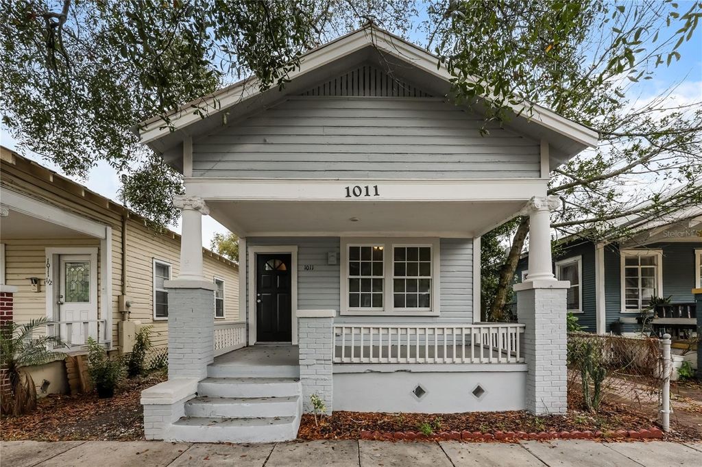 Photo of 1011 E 15th Avenue, Tampa, FL 33605 (MLS # TB8470646)